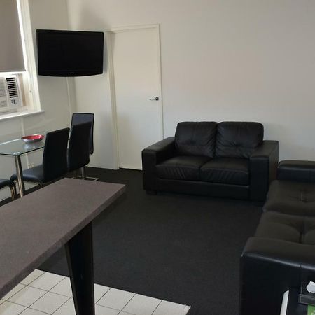 מלבורן Apartments On Flemington מראה חיצוני תמונה