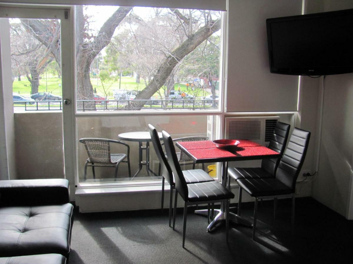 מלבורן Apartments On Flemington מראה חיצוני תמונה